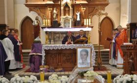 У Чорткові провели в дорогу вічності полеглого 36-річного Героя Степаненка Андрія title=